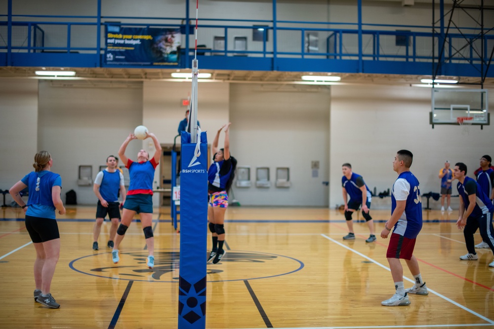 DVIDS Images Intramural volleyball kicks off at McConnell [Image 3