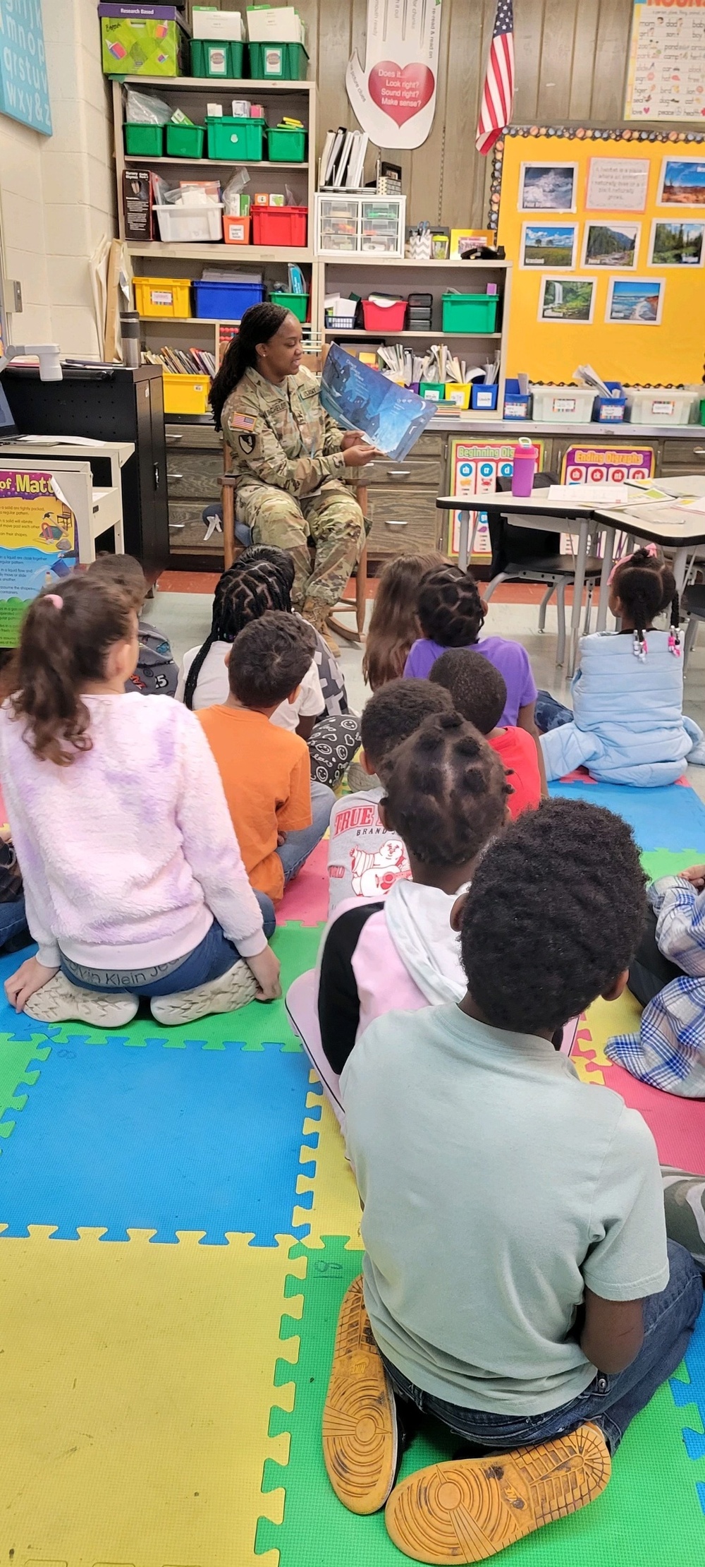 ASC Soldiers participate in Read Across America