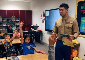 VMFA-214 visits Desert Mesa Elementary School