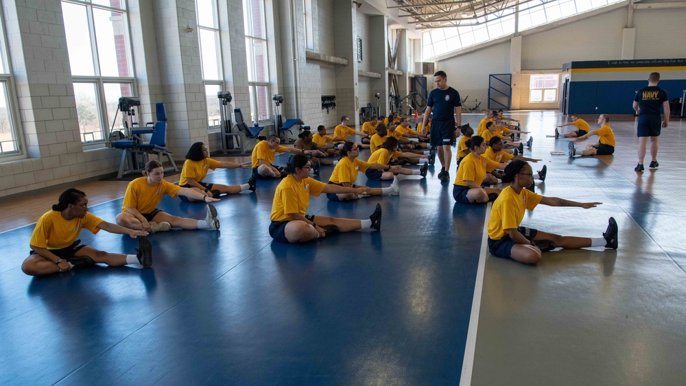 Recruits train on physical fitness at Recruit Training Command