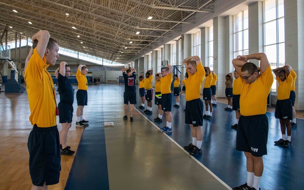 Recruits train on physical fitness at Recruit Training Command