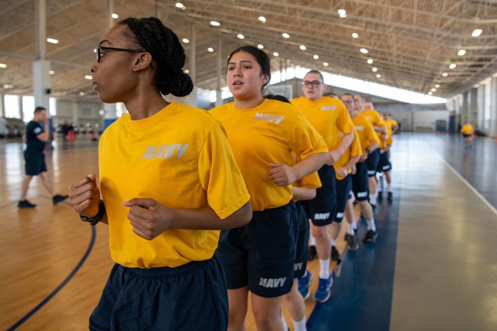 Recruits train on physical fitness at Recruit Training Command