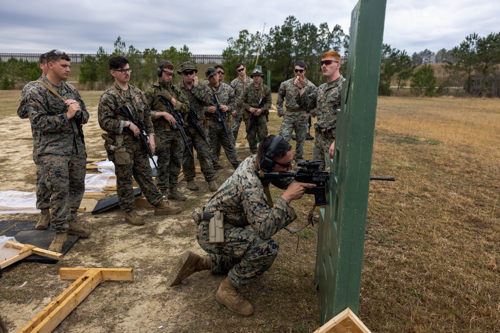 2d LAR Marines train for marksmanship competition