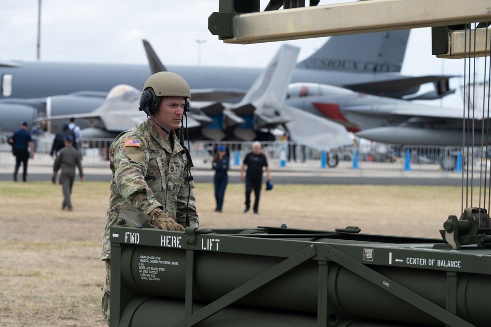 US brings airpower, community to Australia airshow