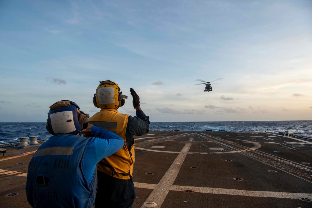 Wayne E. Meyer Conducts Flight Operations