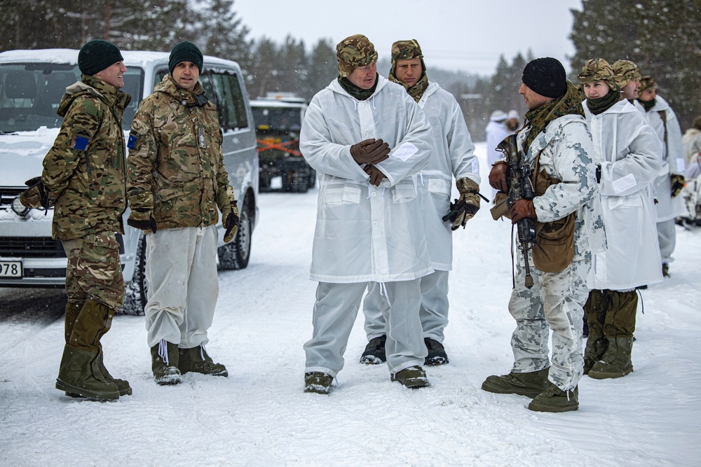 British Three Star General Visits 2d CEB