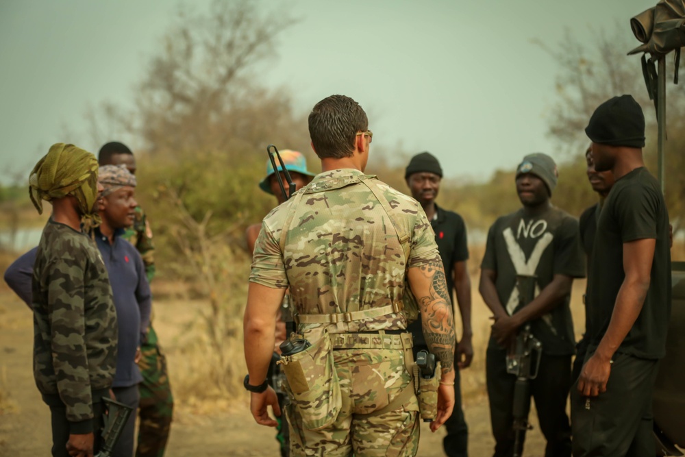 Tunisian and Moroccan Armed Forces conduct Patrolling and Ambush Training