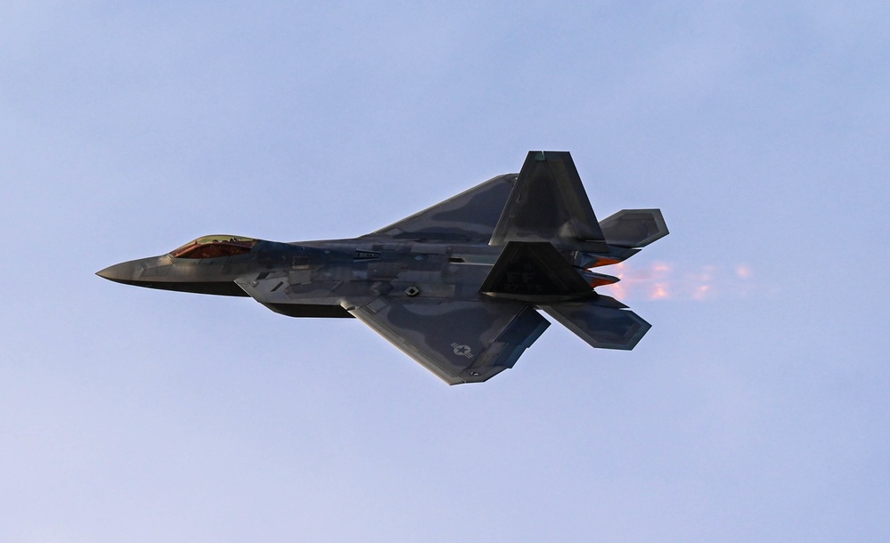 F-22 Demo Team: Practicing excellence