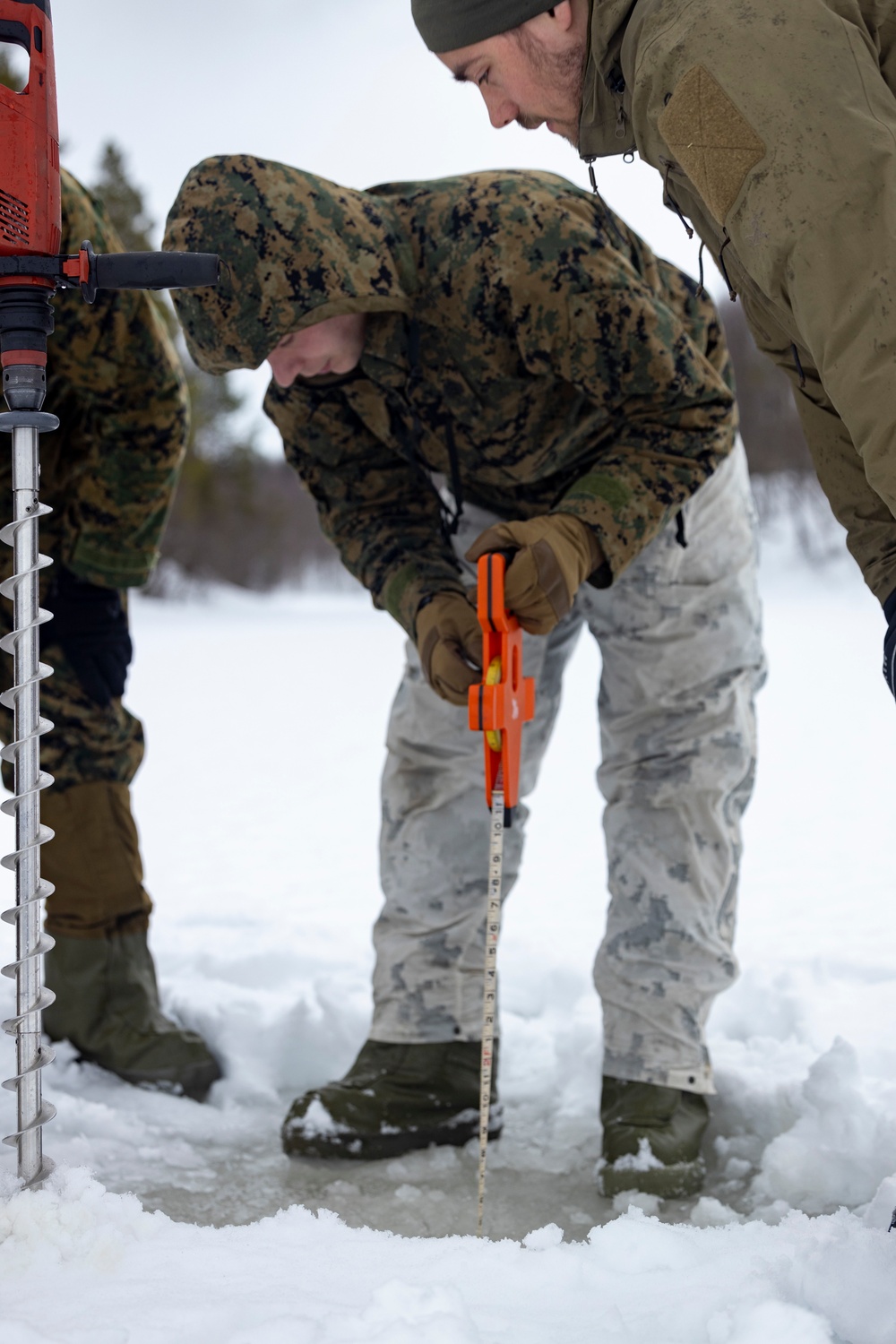 MRF-E Marines participate in ice-classification course