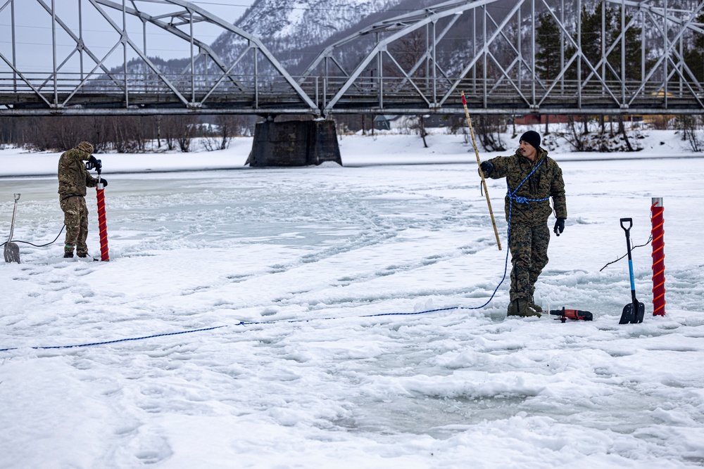 MRF-E Marines participate in ice-classification course