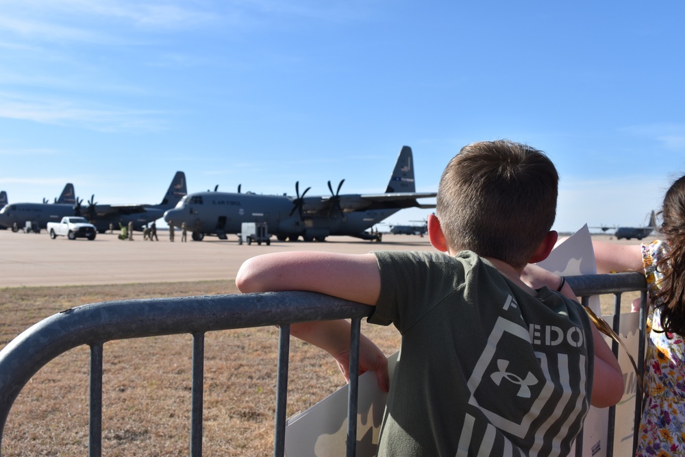 Dyess Airmen return from 6 month deployment to Middle East