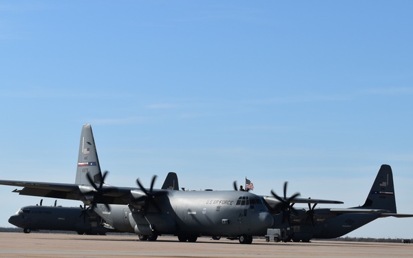 Dyess Airmen return from 6 month deployment to Middle East