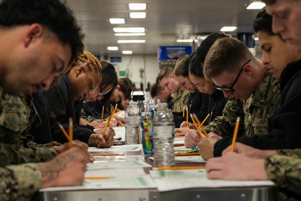 Boxer Second Class Petty Officers Put Their Knowledge to the Test