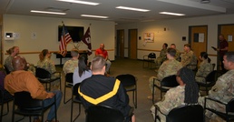 Department of Labor official tours the Fort Hood Soldier Recovery Unit, meets with Soldiers
