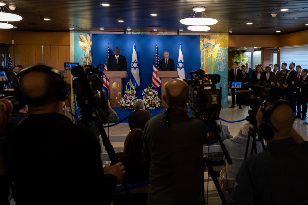 SECDEF Meets with Israeli Prime Minister, Minister of Defense