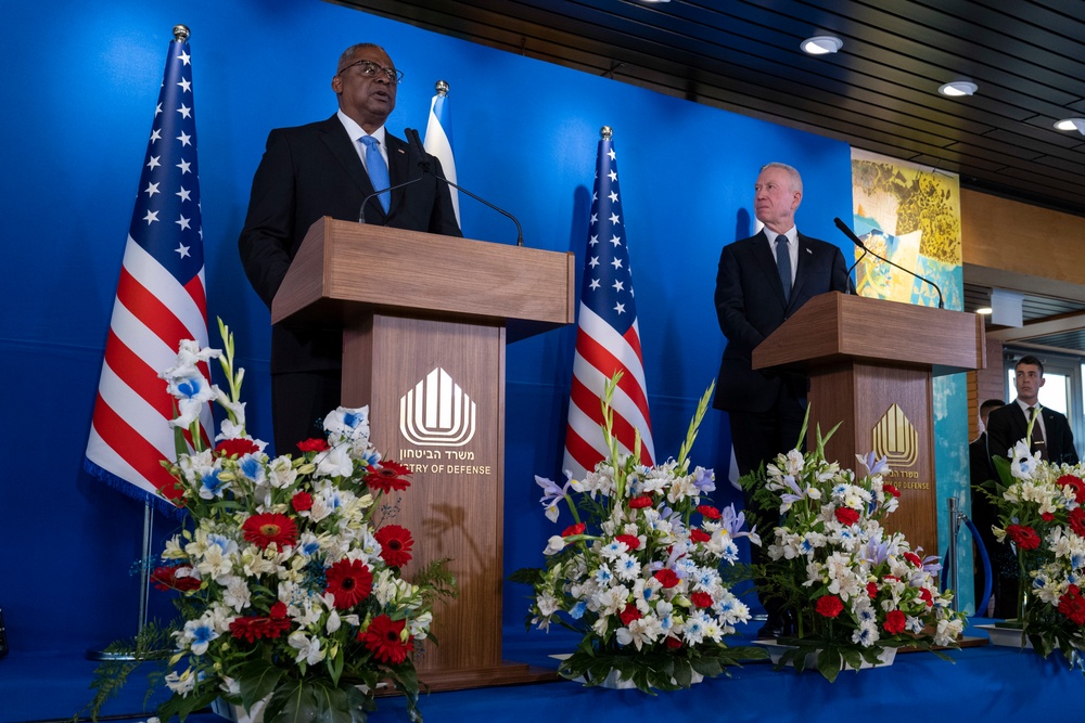 SECDEF Meets with Israeli Prime Minister, Minister of Defense