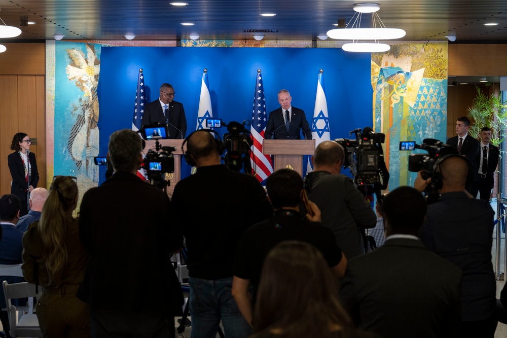 SECDEF Meets with Israeli Prime Minister, Minister of Defense