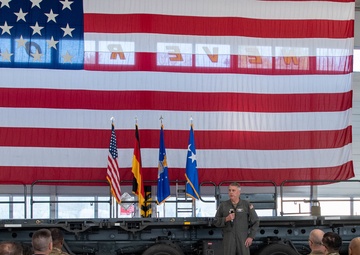 Air Mobility Command leadership visits 521st AMOW