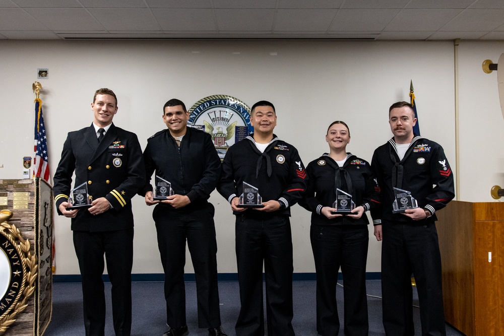 Navy Recruiting Orientation Unit Hosts Bakarian Award Winners