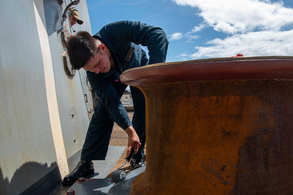 DVIDS Images Wayne E. Meyer Sailor Paints Capstone [Image 3 of 3]