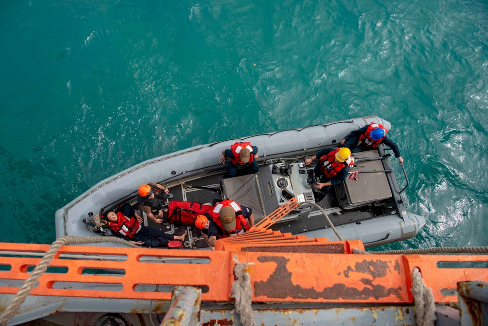 Wayne E. Meyer Conducts Small Boat Operations