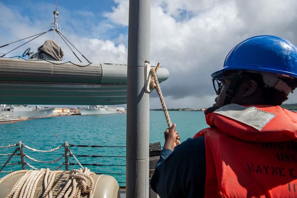 Wayne E. Meyer Conducts Small Boat Operations