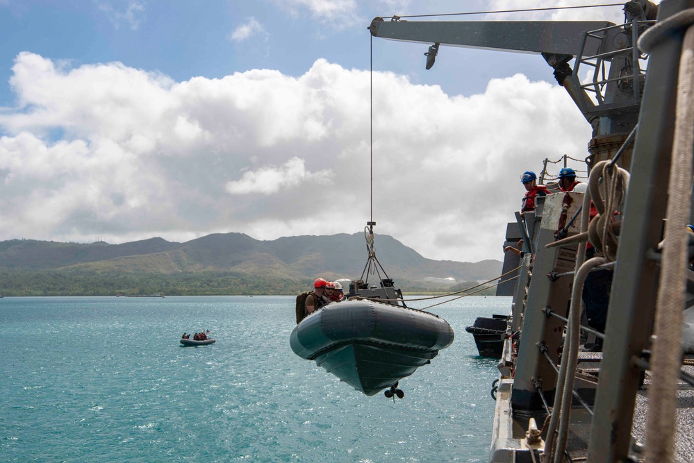 Wayne E. Meyer Conducts Small Boat Operations