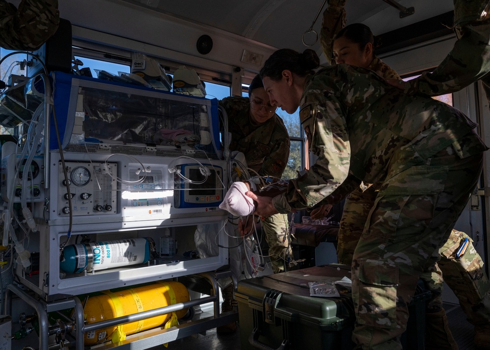 59th MDW: Medics prepare for national emergencies with Texas A&amp;M’s Disaster Day exercise