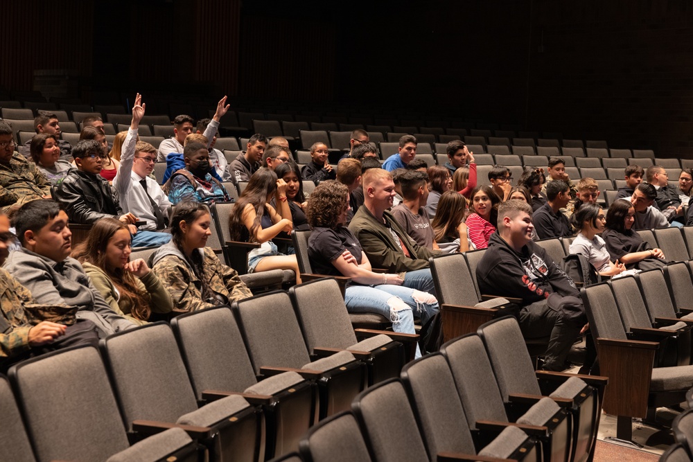 USAF F-35A Lightning II Demonstration Team visits Kofa High School