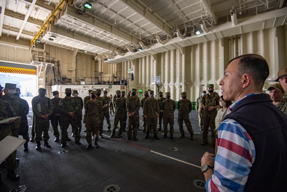 JGSDF Tour USS Miguel Keith