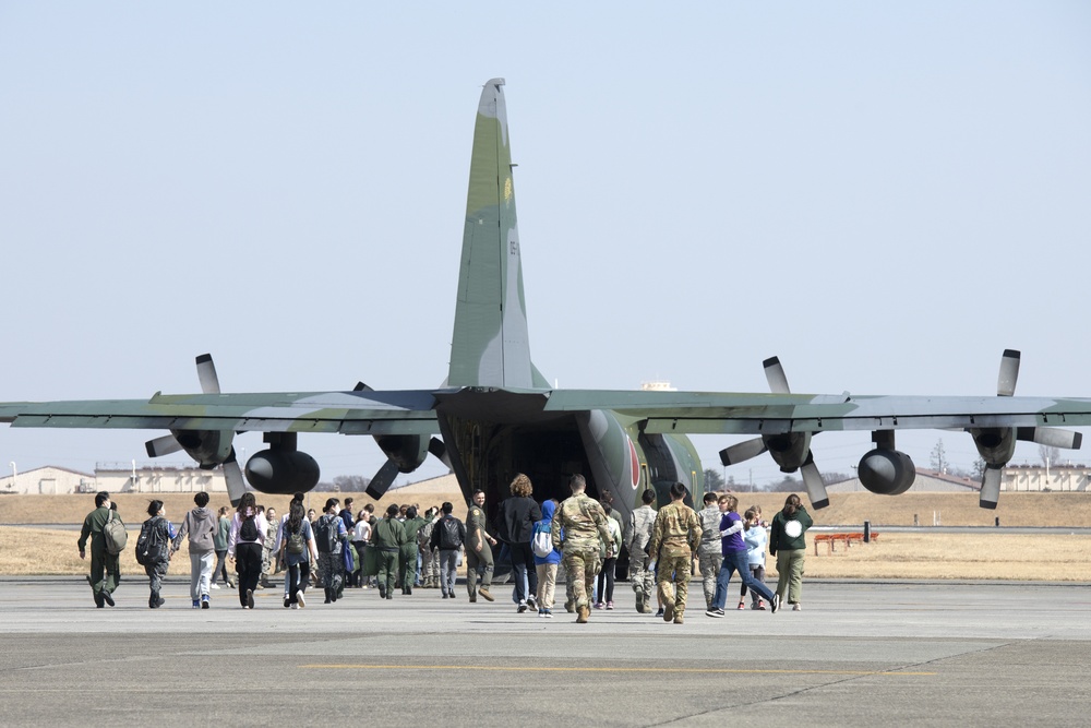 Female aviators honored during US, Japan ‘Fly Girls’ event