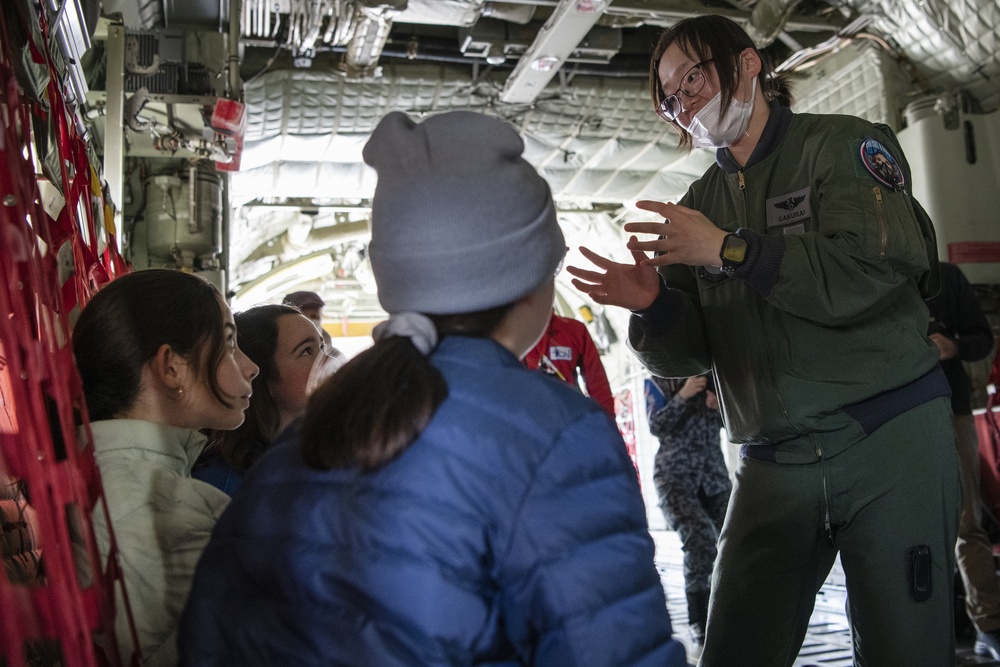 Female aviators honored during US, Japan ‘Fly Girls’ event