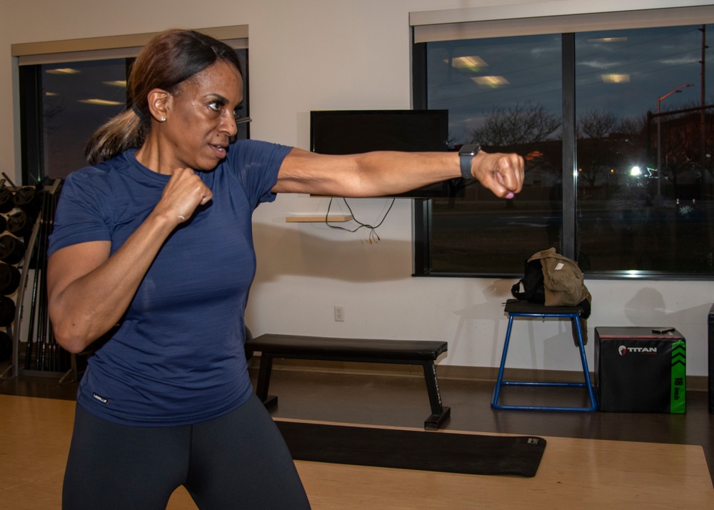 Reservist shares passion for fitness, promotes readiness