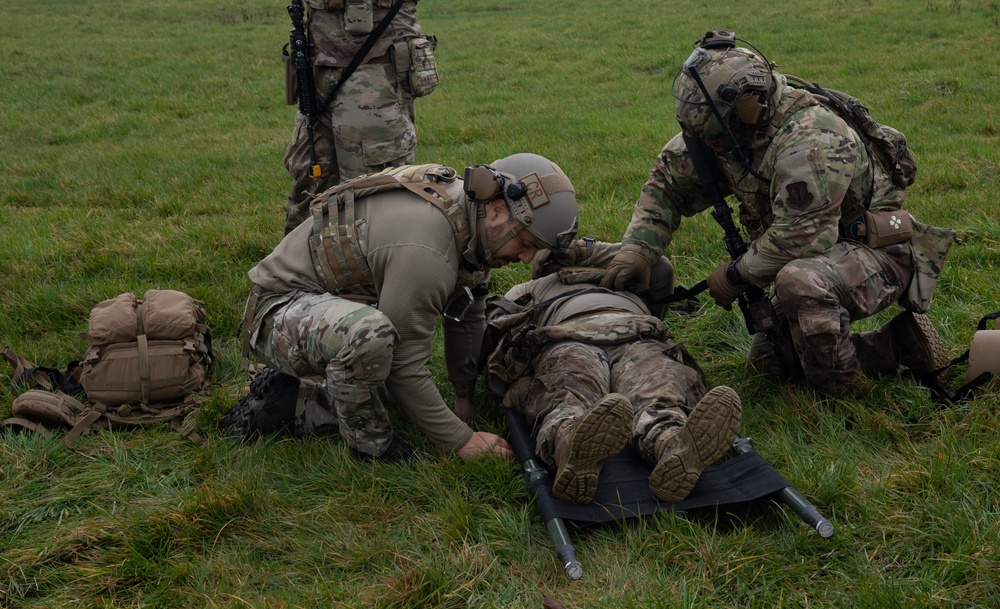 435th CRS practice life-saving skills during Agile Bison 23-1