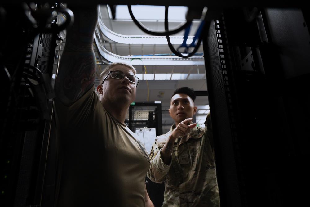 38th Cyber Engineering Squadron visits MacDill