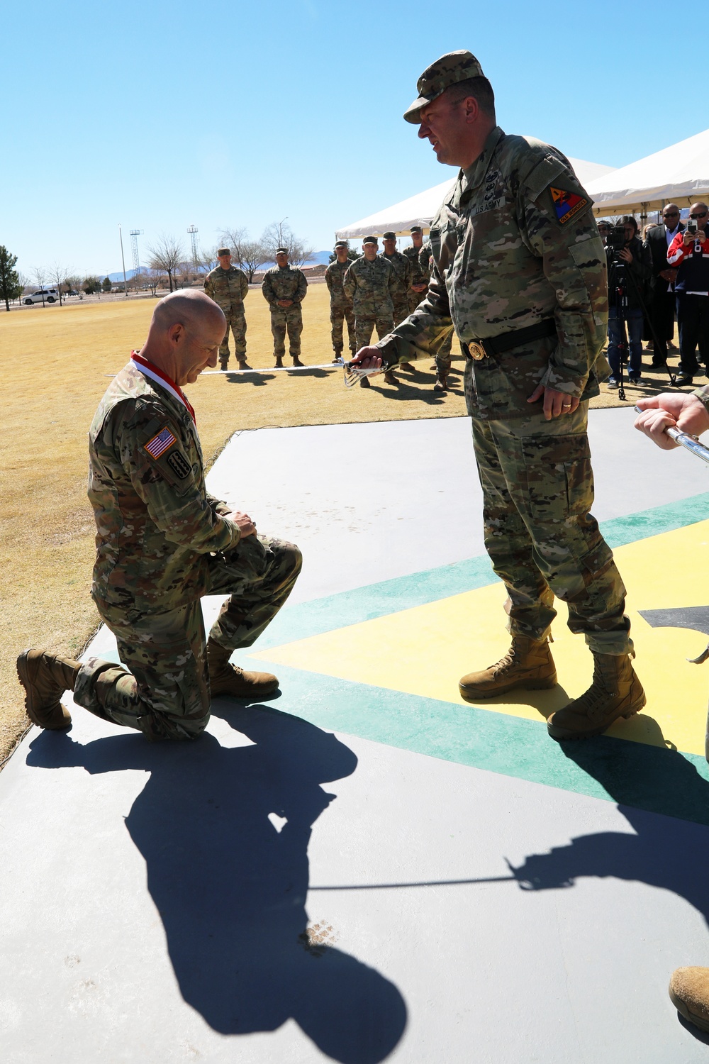 Command Sgt. Maj. Michael C. Williams relinquishes responsibility of 1st Armored Division