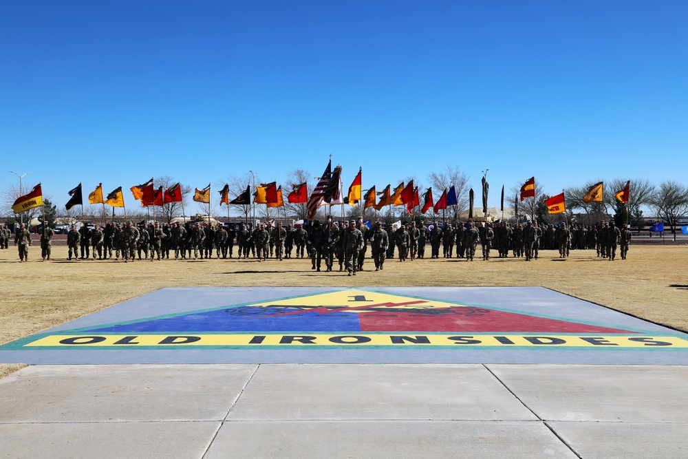 Command Sgt. Maj. Michael C. Williams relinquishes responsibility of 1st Armored Division