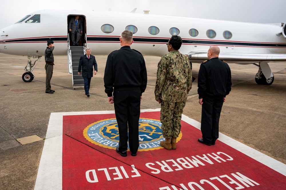 Finnish President visits Norfolk