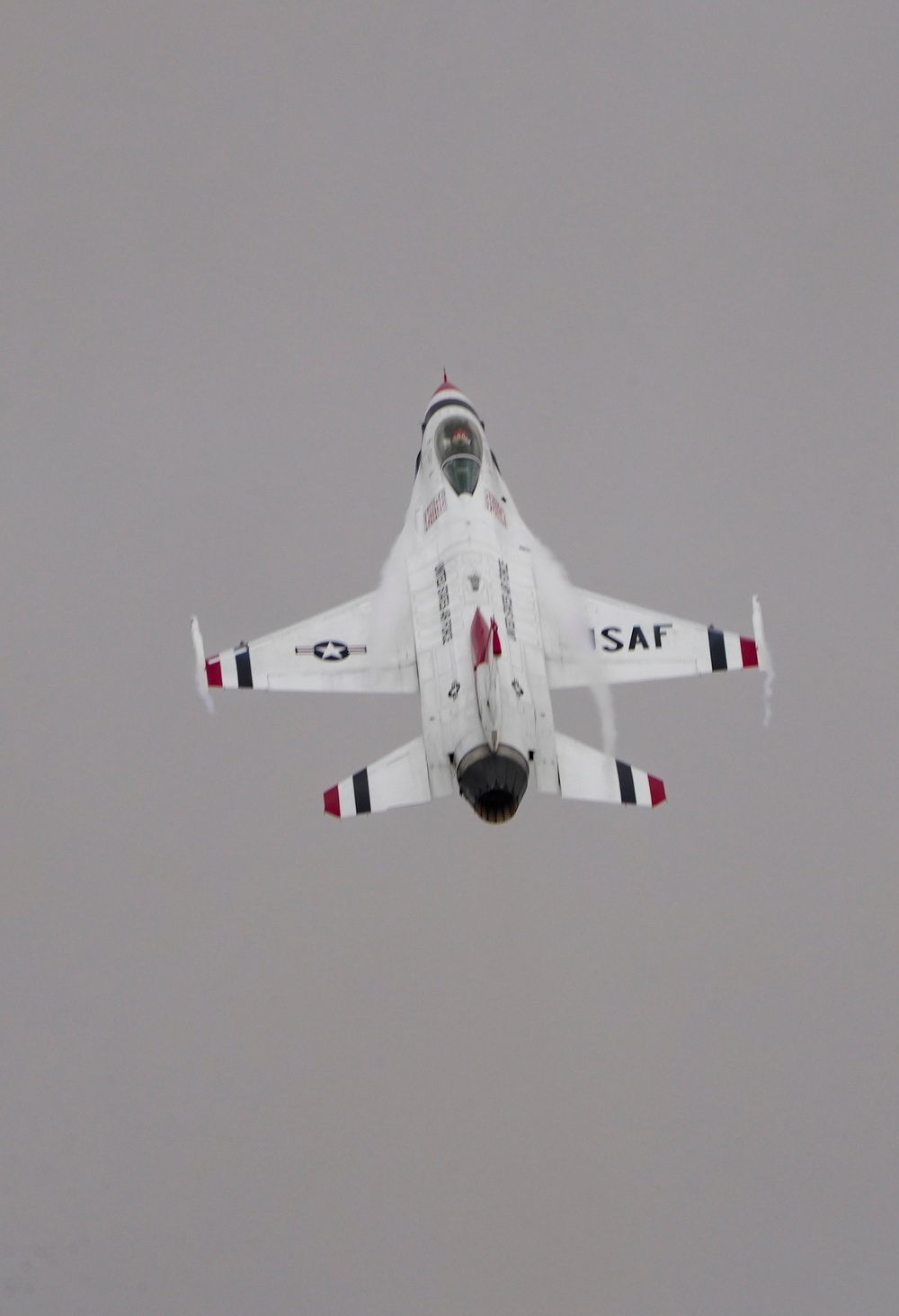 Thunderbirds practice at Nellis