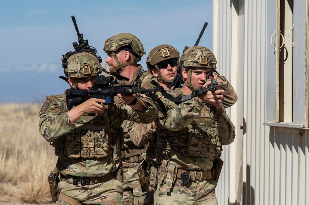 49th SFS conducts Fire Team Leaders Course