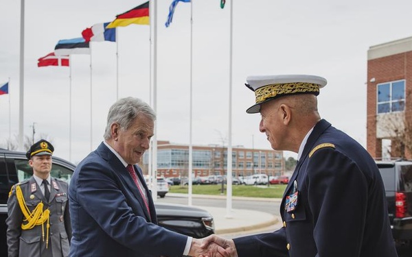 President of Finland visit_ReferenceImage_m27296