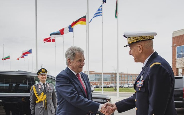 President of Finland visit_ReferenceImage_m27297