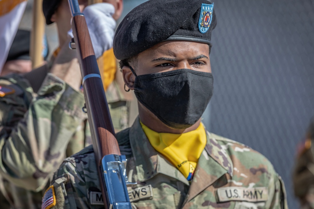 Free forevermore: Bliss helo pilot, Soldiers join El Paso to celebrate service, remember native son