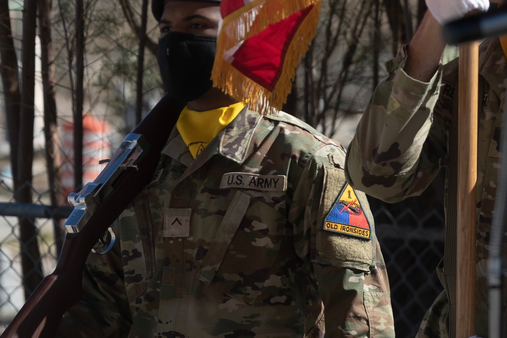 Free forevermore: Bliss helo pilot, Soldiers join El Paso to celebrate service, remember native son