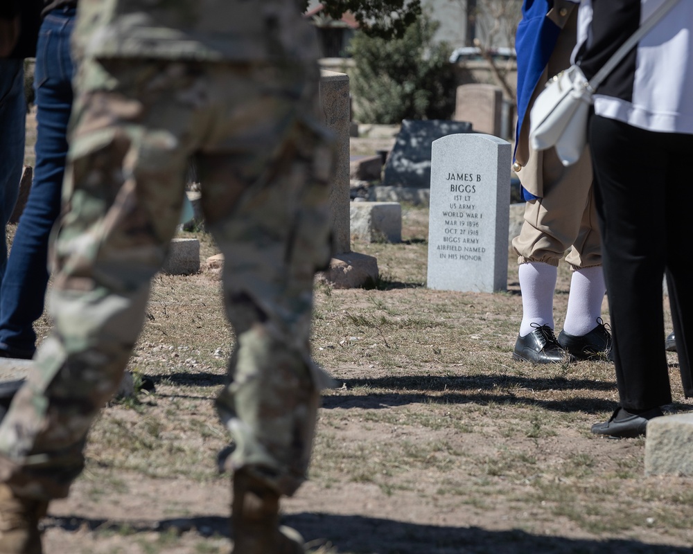Free forevermore: Bliss helo pilot, Soldiers join El Paso to celebrate service, remember native son