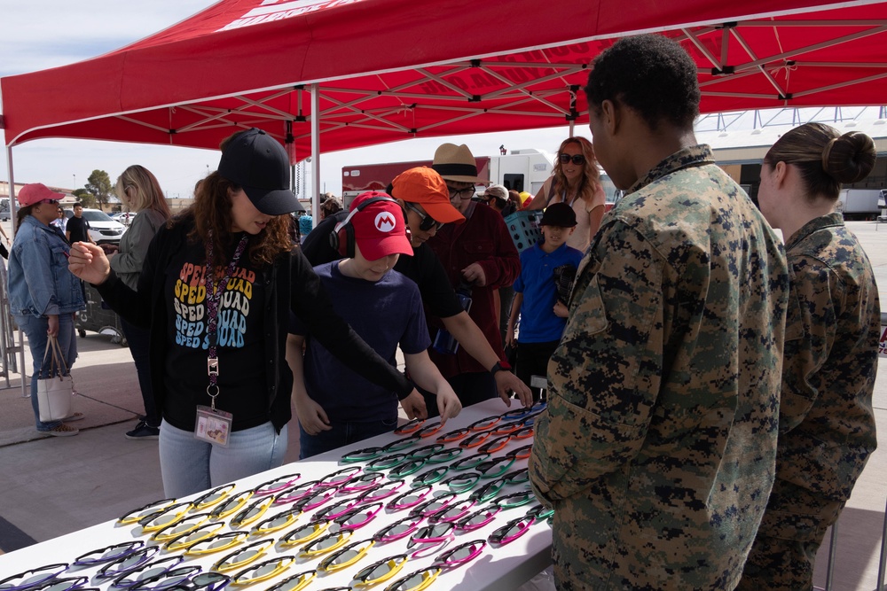 Crane Elementary visits Yuma Children’s Expo as part of airshow