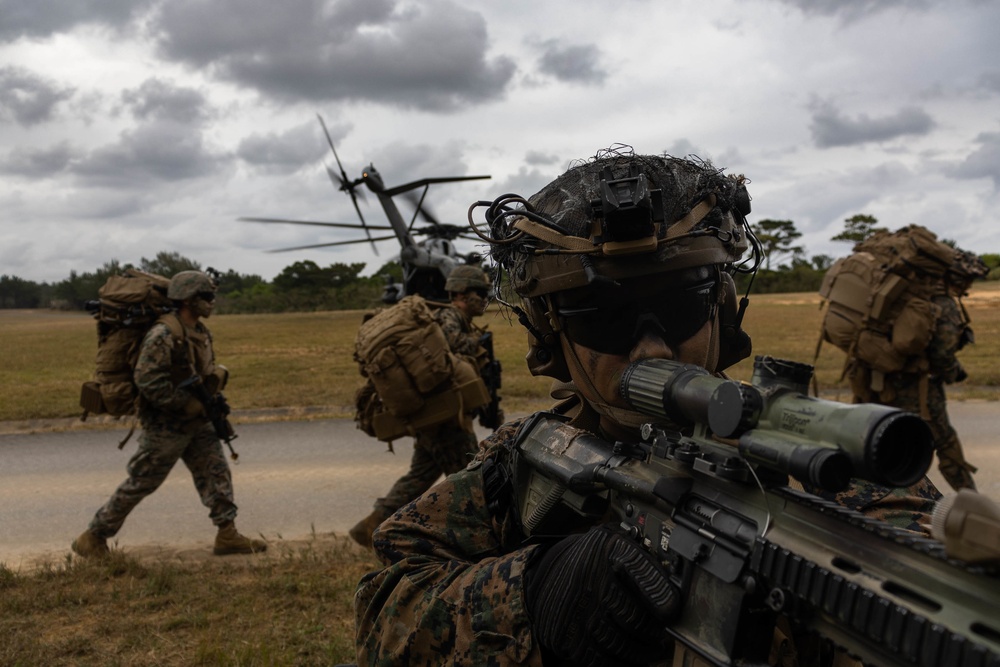 Helo Raid exercise during Iron Fist 23