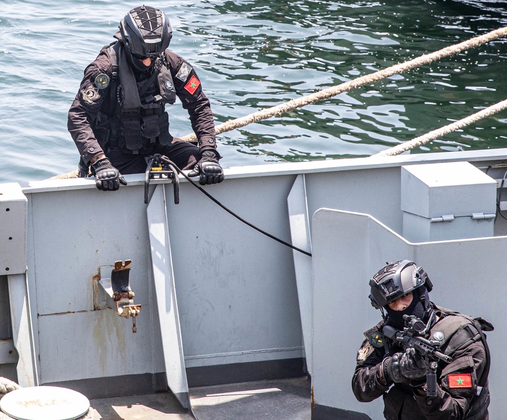 International partner forces conduct VBSS on Spanish frigate