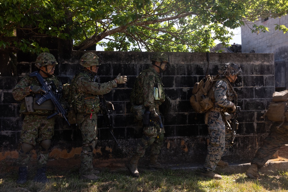 1ARDR Littoral Maneuver Exercise