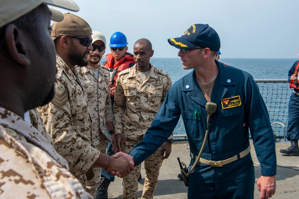 USS Paul Hamilton DV Visit and Helo Operations